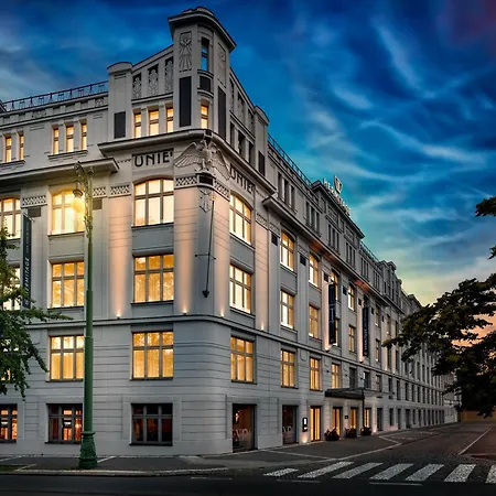 Hotel Hermitage 4*