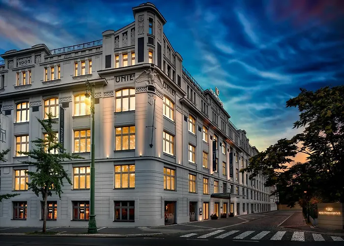 Hotell Hermitage 4*